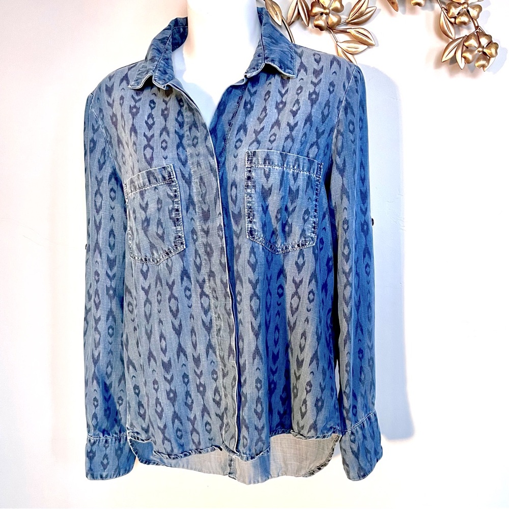 Bella Dahl Split Back Button Down